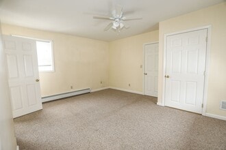 1776 Hooksett Rd in Hooksett, NH - Building Photo - Building Photo