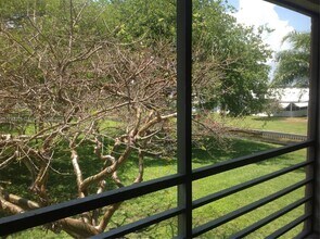 1921 Woolbright Rd in Boynton Beach, FL - Building Photo - Building Photo