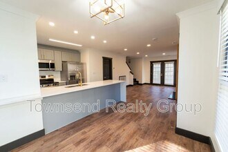 3150 Driftwood Dr in Charlotte, NC - Building Photo - Building Photo