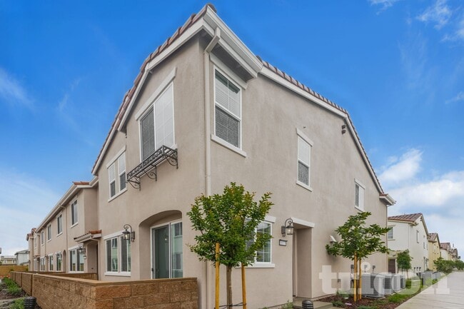 property at 10575 Amigos Ct