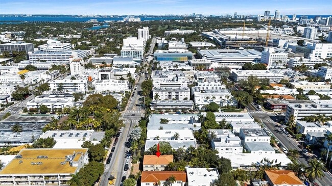 1545 Meridian Ave in Miami Beach, FL - Building Photo - Building Photo