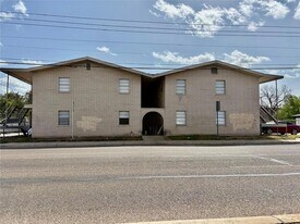 3616 Harvey Dr W, Unit 11 in McAllen, TX - Building Photo