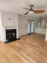 2421 London Pointe Dr in Virginia Beach, VA - Building Photo - Building Photo