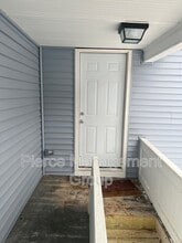 120 Wakefield St in Rochester, NH - Building Photo - Building Photo
