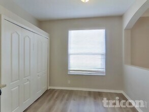 18315 Brookpark Dr in Tampa, FL - Building Photo - Building Photo