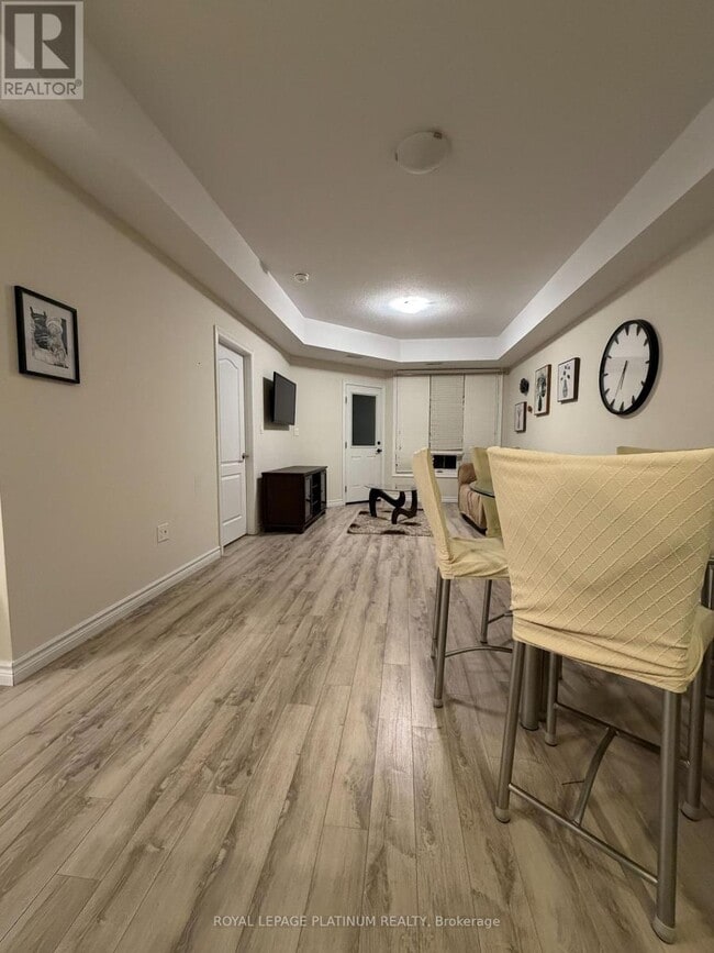 333 Gosling Gardens in Guelph, ON - Building Photo - Building Photo