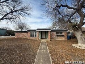 5739 Stiffkey Dr in San Antonio, TX - Building Photo