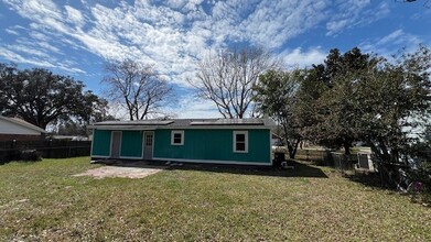 321 Woodland Ave in Mary Esther, FL - Building Photo - Building Photo