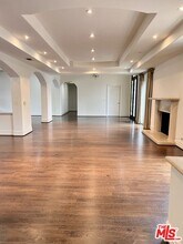 114 S Layton Dr in Los Angeles, CA - Building Photo - Building Photo