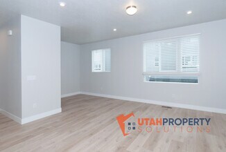 396 S 980 W in American Fork, UT - Foto de edificio - Building Photo
