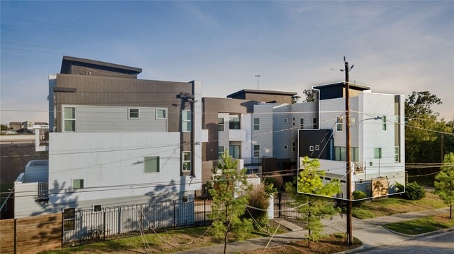 4117 Chartres St in Houston, TX - Building Photo - Building Photo