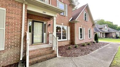487 Highland Dr in Madison, AL - Building Photo - Building Photo
