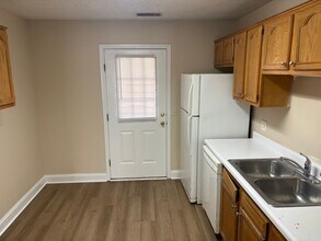 1214 Beaver Creek Dr in Statesboro, GA - Building Photo - Building Photo