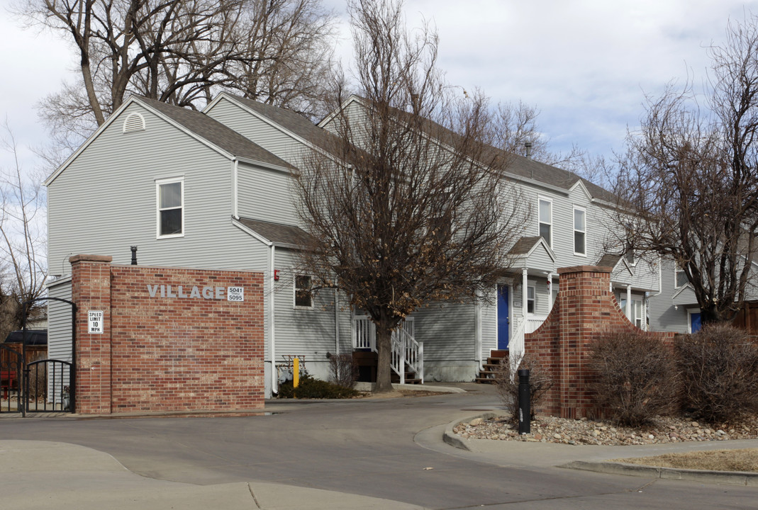 Parkside Village Townhomes in Boulder, CO - Building Photo