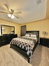 121 S Kansas Ave in Weslaco, TX - Building Photo - Building Photo