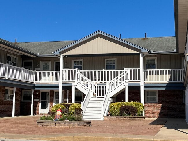 property at 1013 W Brigantine Ave
