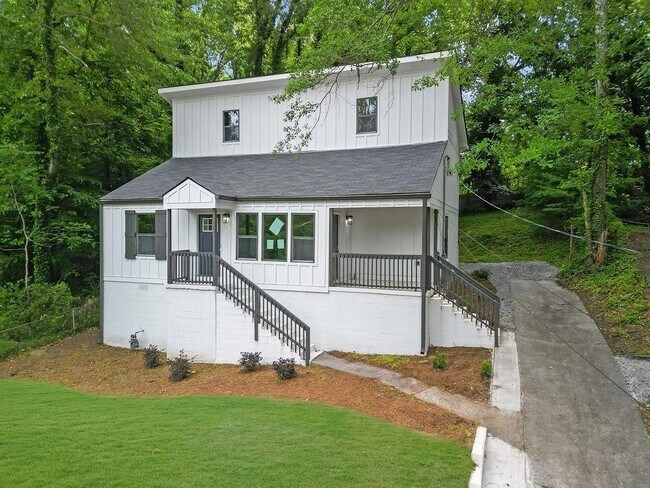 1080 Westmont Rd SW in Atlanta, GA - Building Photo - Building Photo