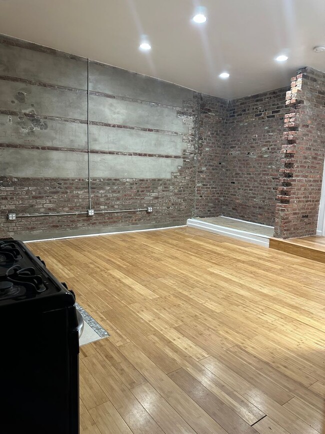 160-162 University Ave in Newark, NJ - Building Photo - Building Photo