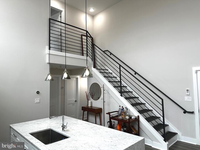 205 V St NW, Unit 304 in Washington, DC - Building Photo - Building Photo