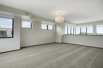 Ellipse on Excelsior and E2 in St. Louis Park, MN - Building Photo - Building Photo