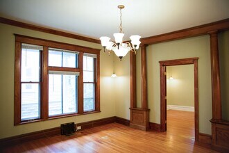 3021 Knox Ave S in Minneapolis, MN - Building Photo - Building Photo