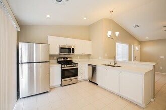 4832 Morning Splash Ave in Las Vegas, NV - Building Photo - Building Photo