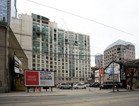 Smart House (Multifamily) in Toronto, ON - Building Photo - Building Photo