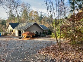 45 Pentland Hills Dr in Asheville, NC - Building Photo