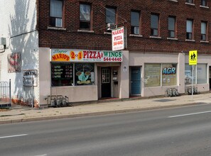 1000-1016 King St E in Hamilton, ON - Building Photo - Building Photo