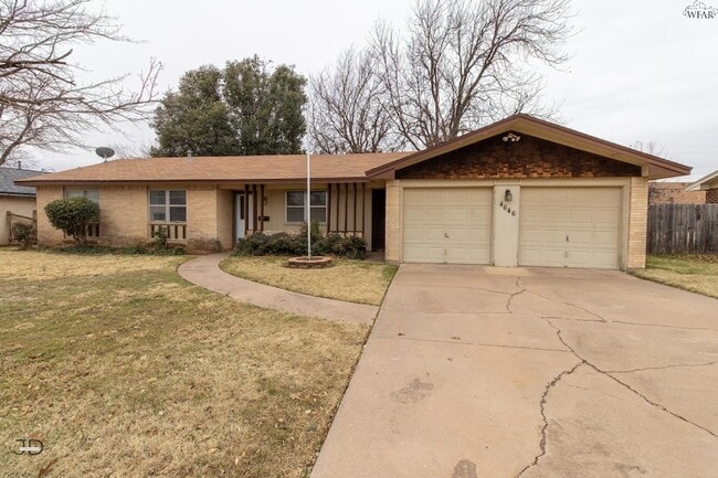 4646 Sierra Madre Dr in Wichita Falls, TX - Foto de edificio - Building Photo