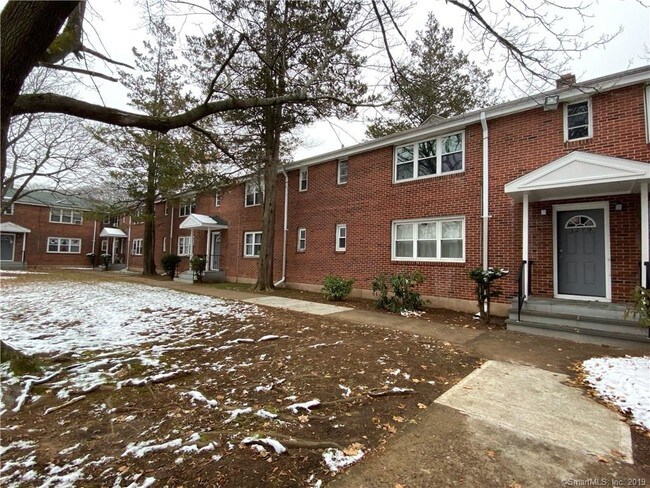 1275 Quinnipiac Ave-Unit -2 in New Haven, CT - Foto de edificio - Building Photo