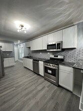 216 Bassett St, Unit 1 in Syracuse, NY - Building Photo - Building Photo