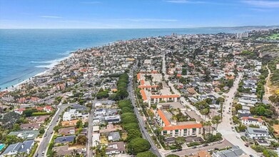 6455 La Jolla Blvd in San Diego, CA - Building Photo - Building Photo