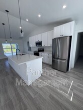 116 NW 23rd Ave in Cape Coral, FL - Building Photo - Building Photo