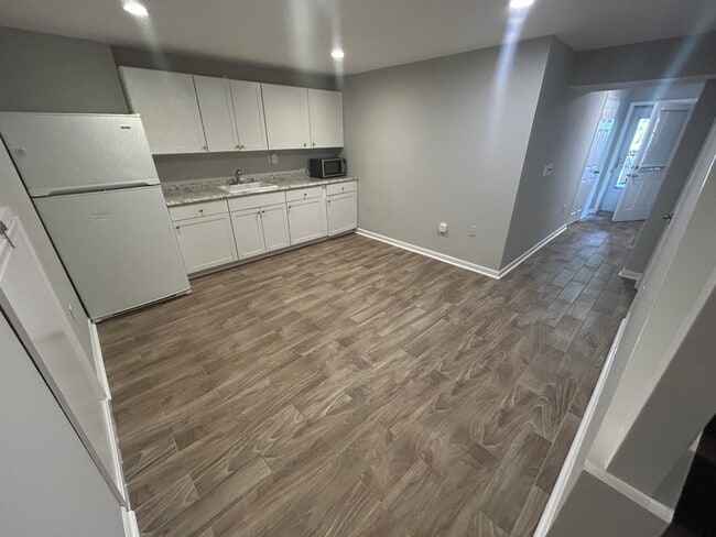 property at 32 Bickel Ct