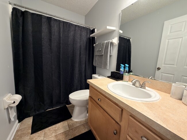 8663 Julia Marie Cir in Jacksonville, FL - Building Photo - Building Photo