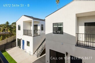 4972 54th St in San Diego, CA - Foto de edificio - Building Photo