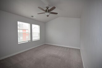 2142 N 725 W in Layton, UT - Building Photo - Building Photo