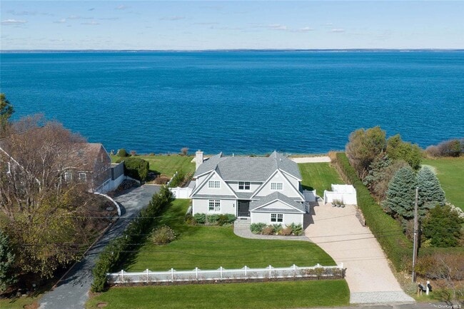 property at 555 Sound View Rd