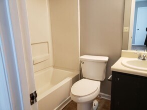 664 Demere Street in Hinesville, GA - Building Photo - Building Photo