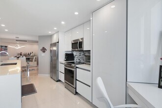550 S Ocean Blvd in Boca Raton, FL - Building Photo - Building Photo