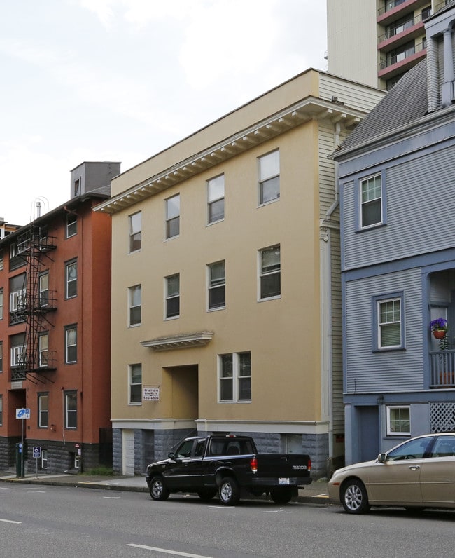 Victorian Apartments in Portland, OR - Foto de edificio - Building Photo