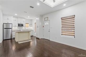 17 Melanie Dr in Pharr, TX - Building Photo - Building Photo