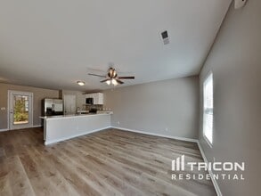 69 Fawnbrook Dr in Four Oaks, NC - Building Photo - Building Photo