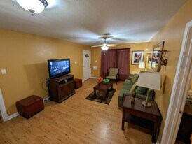 6335 Franklin Ave in New Orleans, LA - Building Photo