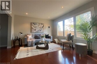 1025 Upper Gage Ave in Hamilton, ON - Building Photo - Building Photo