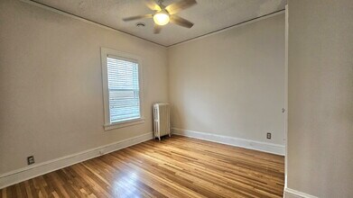 4536 Grand Ave S in Minneapolis, MN - Building Photo - Building Photo