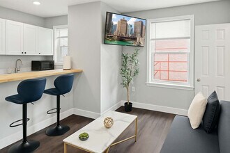 126 Bainbridge St in Philadelphia, PA - Building Photo - Building Photo