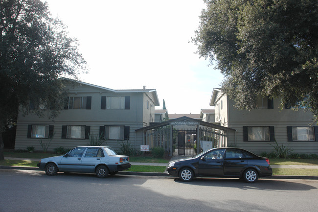 1077 Topaz Ave in San Jose, CA - Building Photo - Building Photo