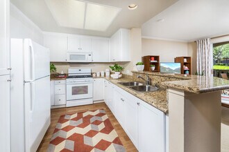 Arcadia at StoneCrest Village in San Diego, CA - Building Photo - Building Photo